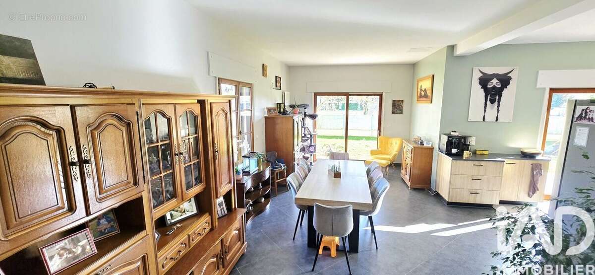 Maison 212 m² à Luce  - photo 8
