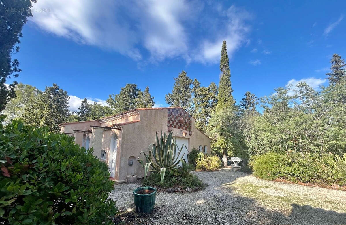 Maison à FREJUS