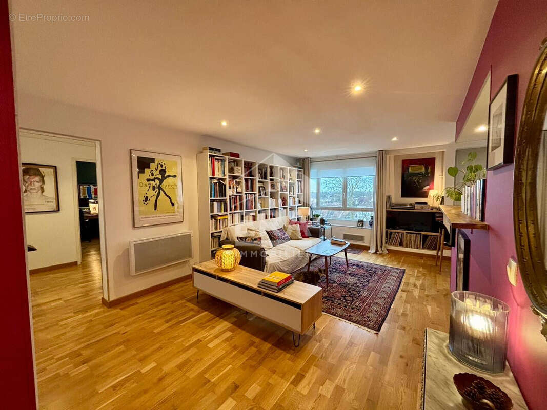 Appartement à DAMMARIE-LES-LYS