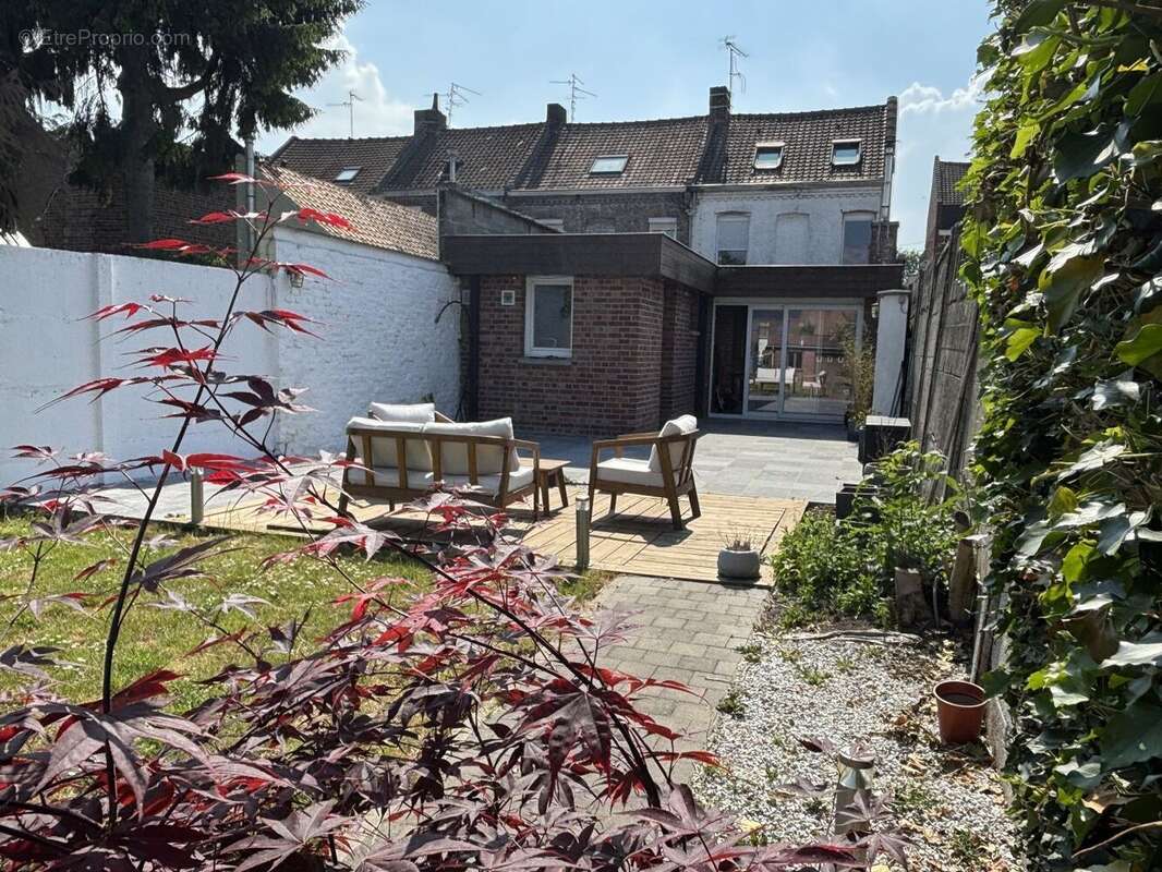 Maison à LYS-LEZ-LANNOY