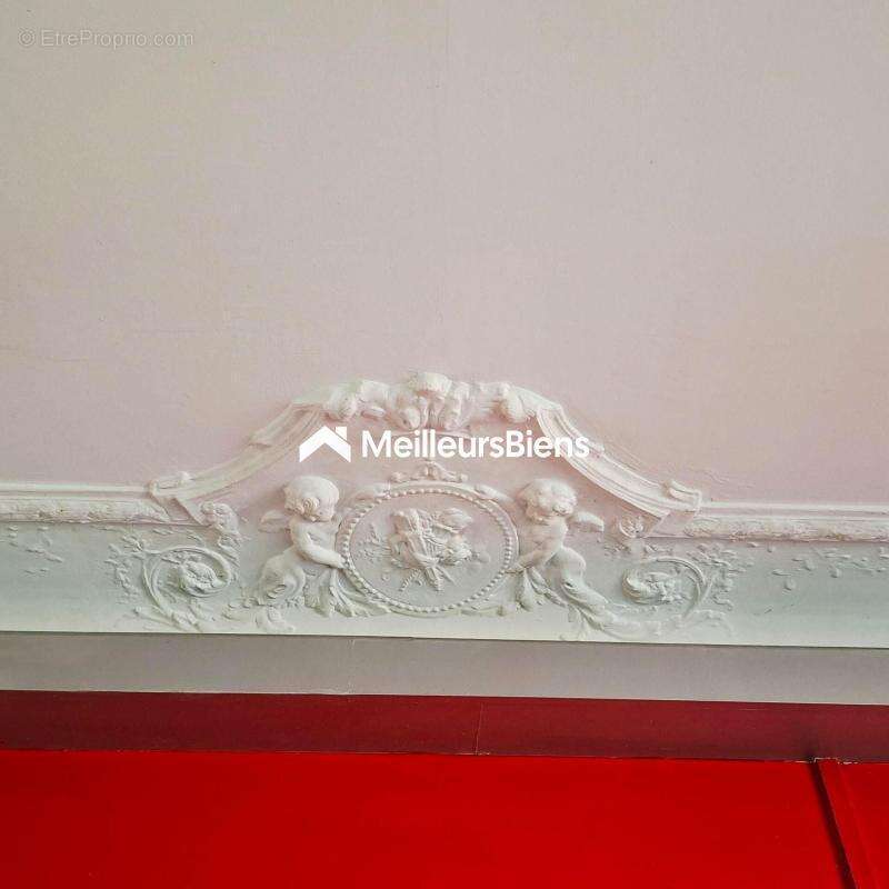 Appartement à PARIS-19E