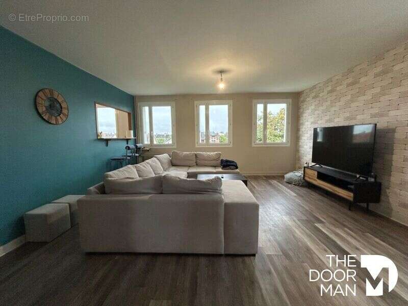 Appartement à SAINT-DOULCHARD