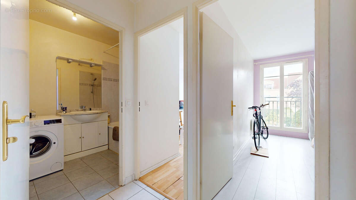 Appartement à LE PLESSIS-PATE