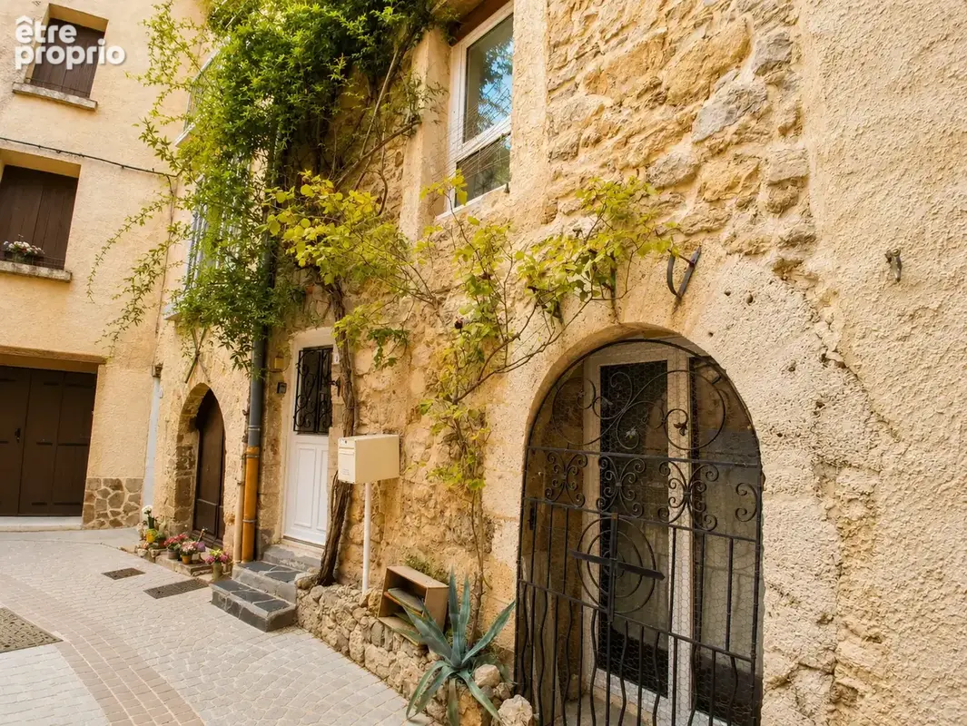 Maison de village d’environ 101 m2, pleine de charme et de caractère, au cœur de Pignans - photo 9
