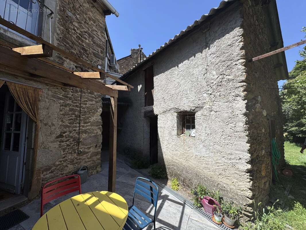 Maison de village avec jardin et grange - photo 12