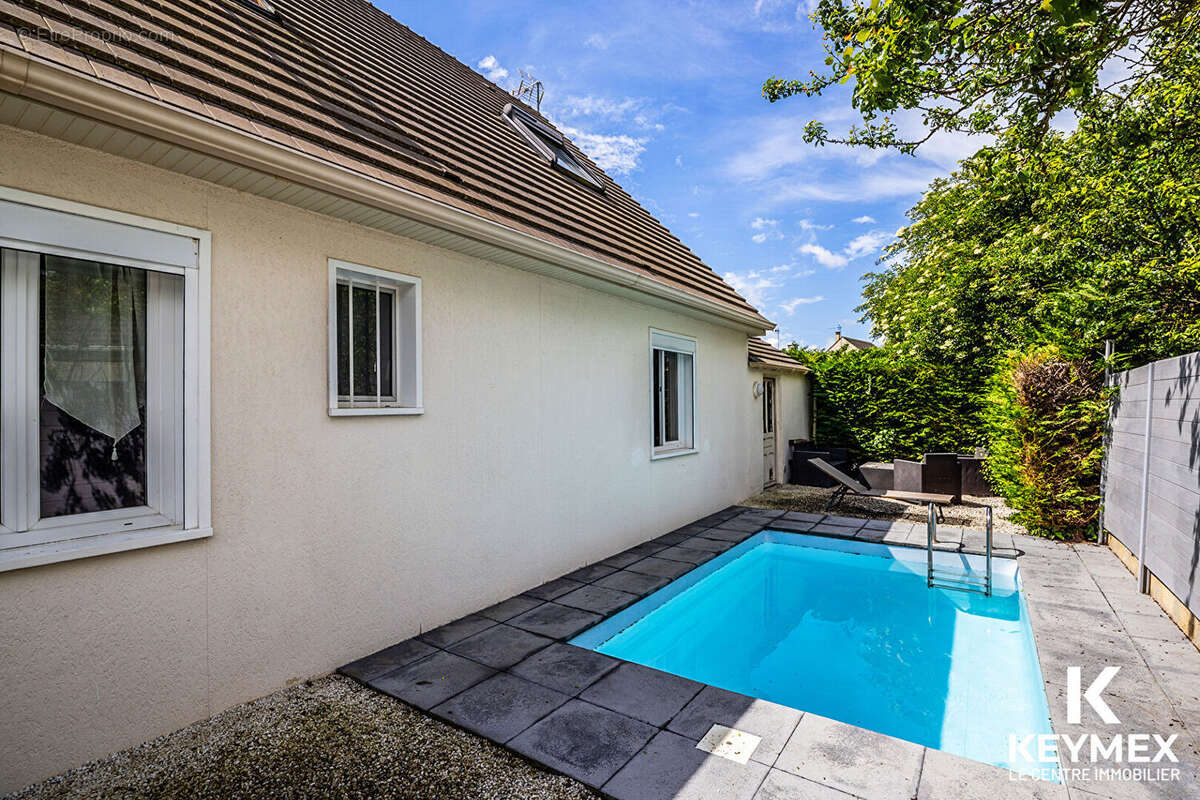 Maison à BRUYERES-SUR-OISE
