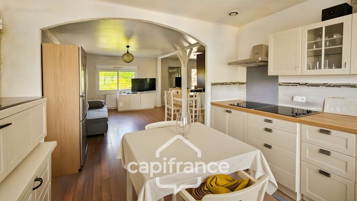  Charmante maison avec sous-sol aménagé et grand jardin à La Ferté-sous-Jouarre ! - photo 8