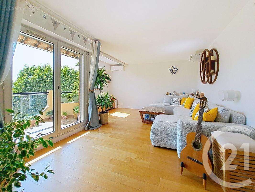 Appartement 76 m² à Creteil  - photo 3