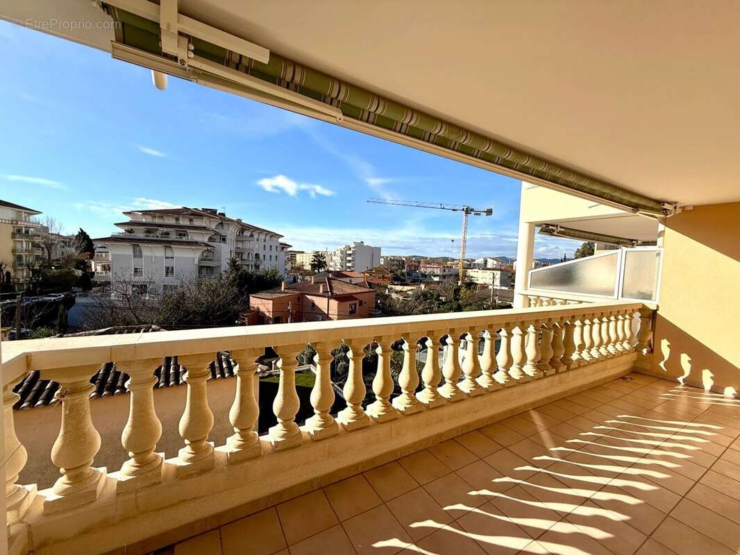 Appartement à SAINT-RAPHAEL