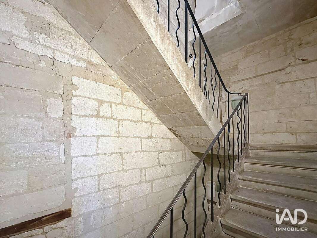 Photo 4 - Commerce à VILLENEUVE-LES-AVIGNON