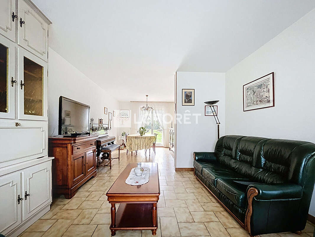 Maison à SAINT-MARTIN-DU-TERTRE