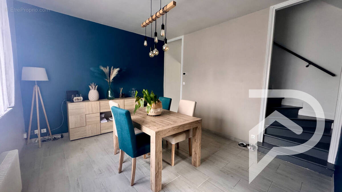 Maison à CREPY-EN-VALOIS