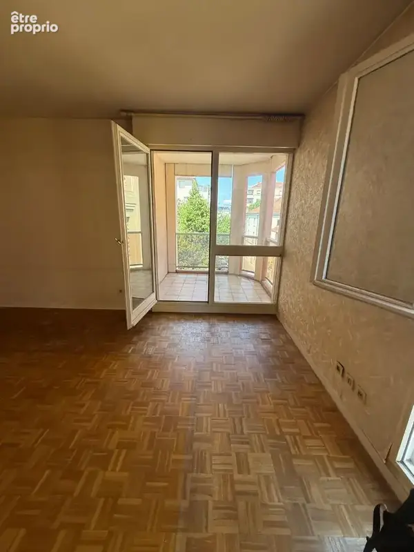LYON 8ème Appartement 3 pièces 69.51 m2 - photo 4
