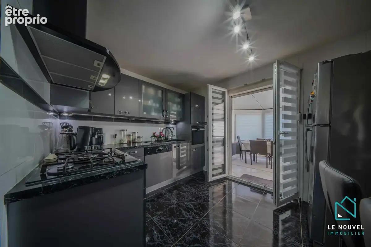 Maison accolée de 99m2 habitables + véranda dans secteur résidentiel ILLZACH - photo 4