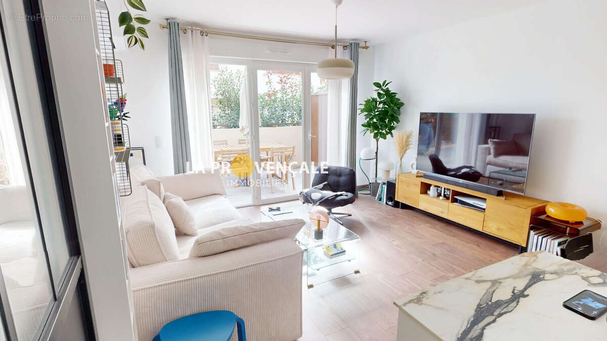 Appartement à GREASQUE