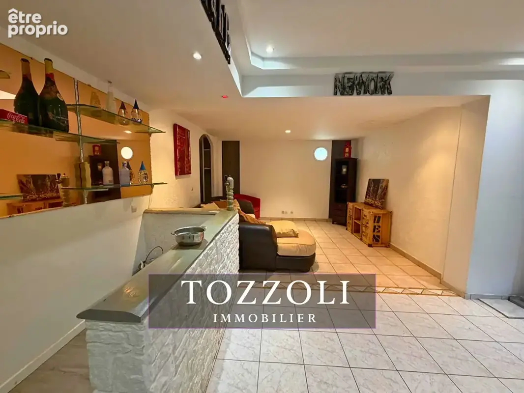 Appartement Saint Quentin Fallavier vendu en plateau à aménager de 72m² - photo 2
