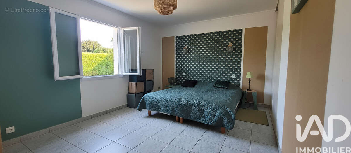 Photo 9 - Maison à SAINT-JEAN-D'ANGELY