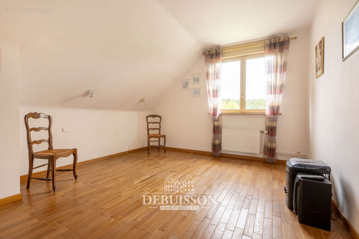 Maison à ANZIN-SAINT-AUBIN