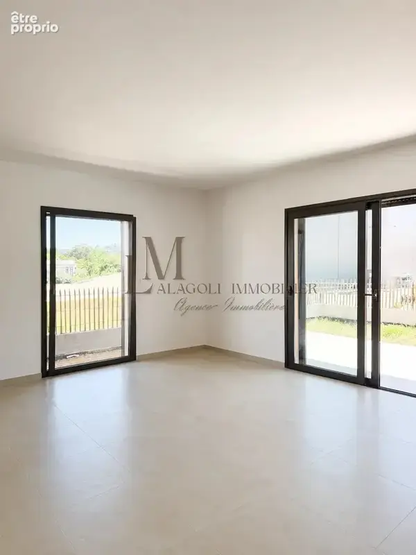 Appartement t3 - coeur de sainte lucie de porto-vecchio - photo 5