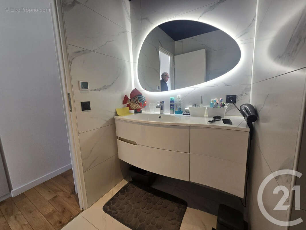 Appartement à MAISONS-ALFORT