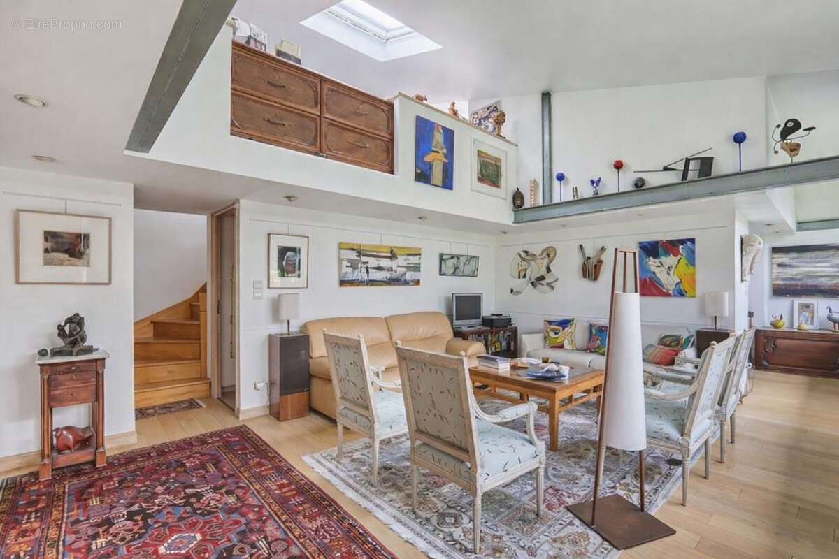 Appartement à PARIS-11E