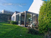 Maison à LAMPAUL-PLOUARZEL