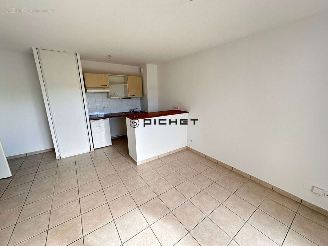 Appartement à SAINT-SEURIN-SUR-L'ISLE