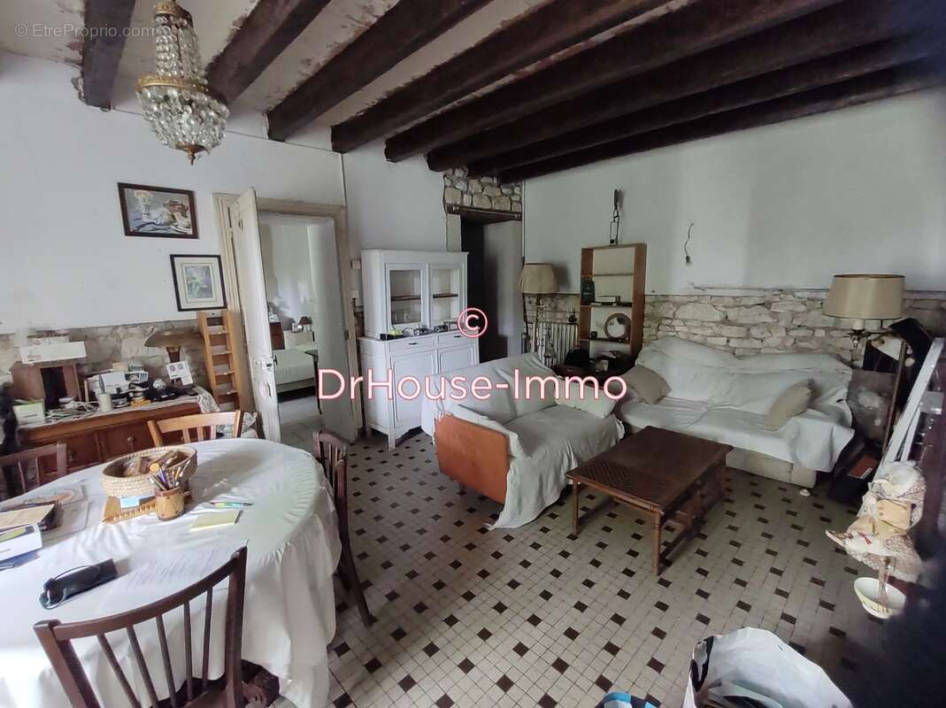 Maison à PELLEVOISIN