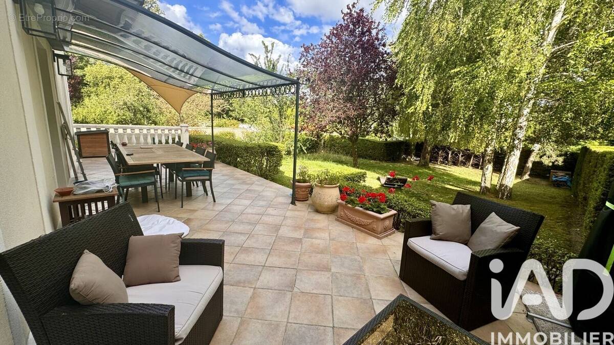 Photo 1 - Maison à CHATOU