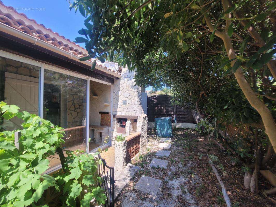 Maison à SIX-FOURS-LES-PLAGES