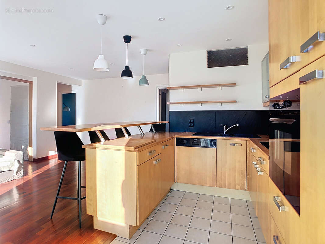 Appartement à RUEIL-MALMAISON