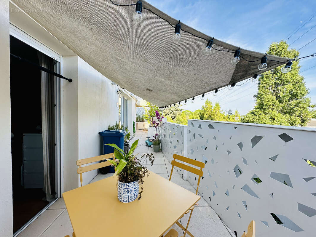 Appartement à LATTES
