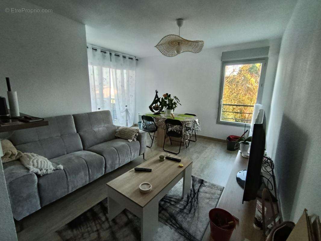 Appartement à LABARTHE-SUR-LEZE