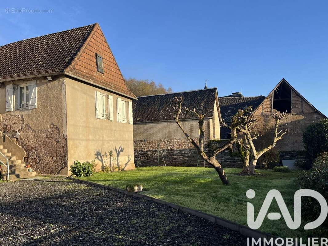 Photo 2 - Maison à ALLASSAC