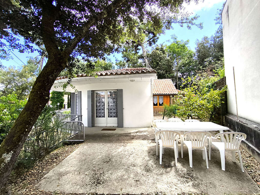 Maison à SAINT-GEORGES-DE-DIDONNE