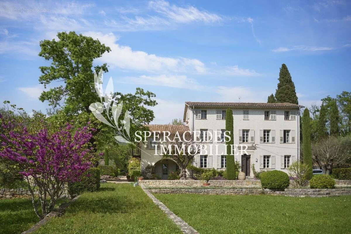 Maison à PEYMEINADE