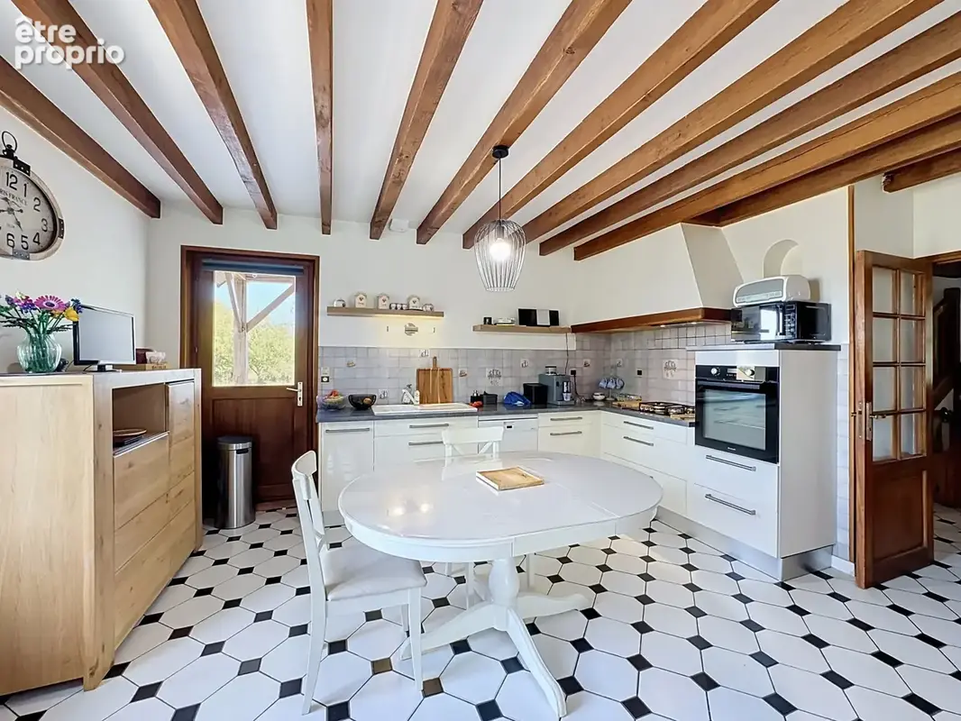 SECTEUR DES LACS D'ORIENT, Maison T5 sur sous/sol, 3 chambres - photo 6