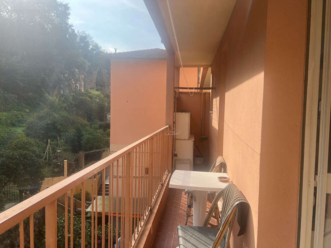 Appartement à MENTON