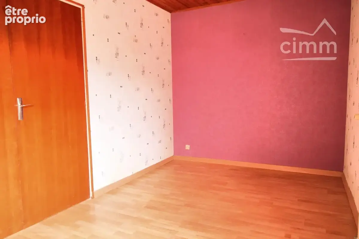 Maison de plain-pied avec jardin, garage et vue sur les montagnes - photo 12