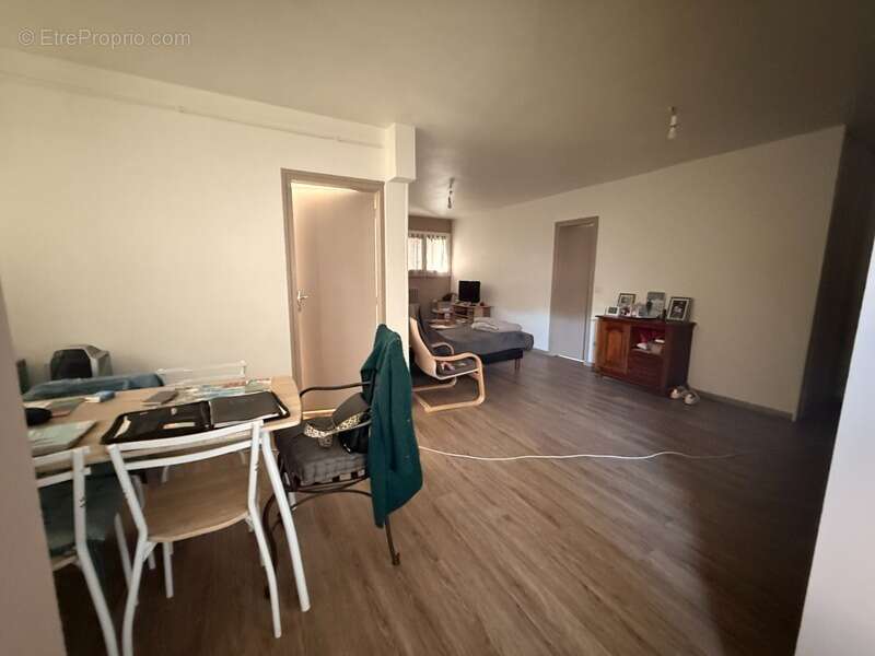 Appartement vendu loué 55m² avec place parking, Centre-ville de Guéret – Idéal investisseur  54 000 € - photo 6