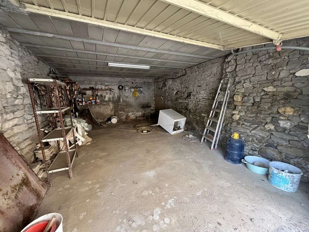 Maison 76 m² à Peyriac-Minervois  - photo 8
