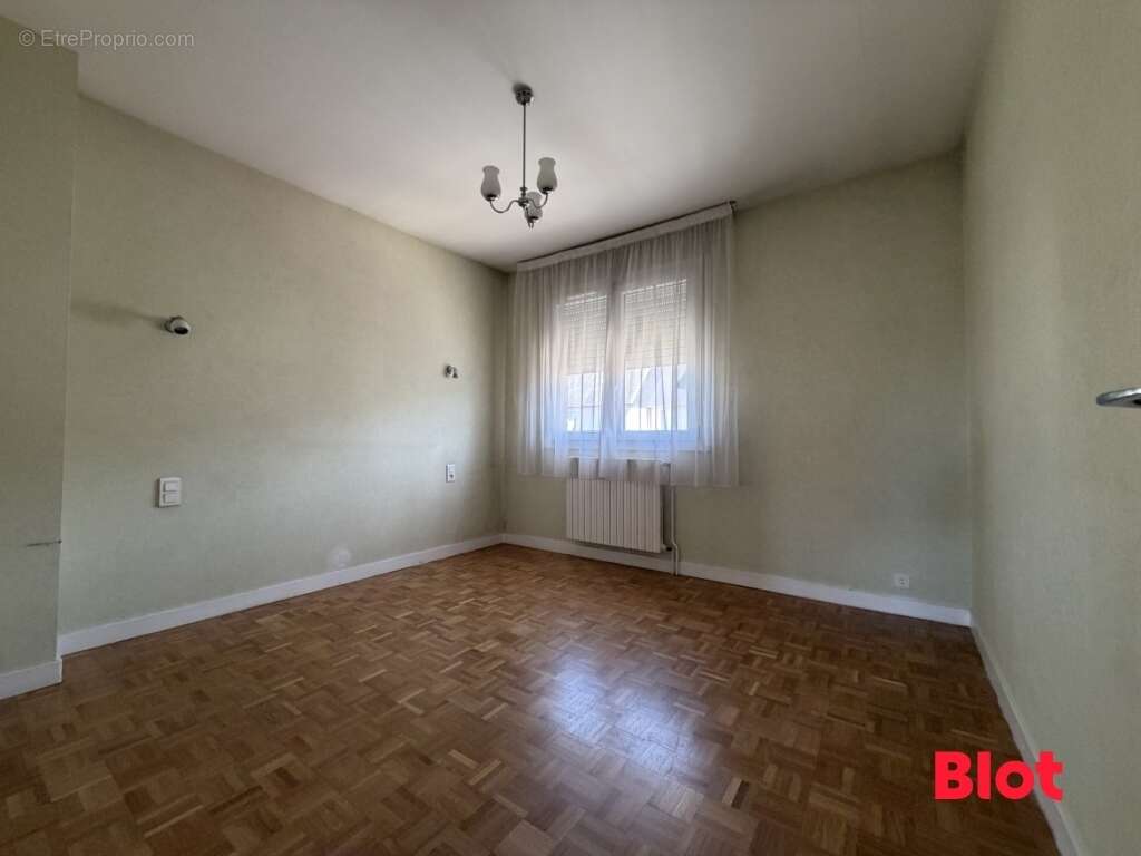 Maison 135 m² à Rennes  - photo 4