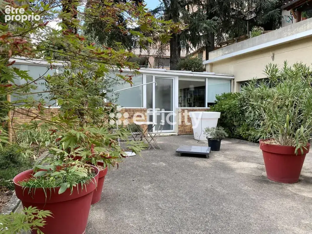 Maison 5 pièces 149 m² à vendre à Saint-Etienne (42100) - photo 2
