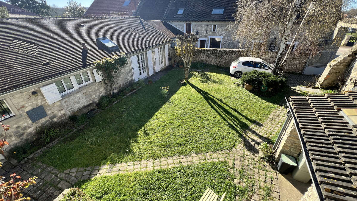 Maison à MILLY-LA-FORET