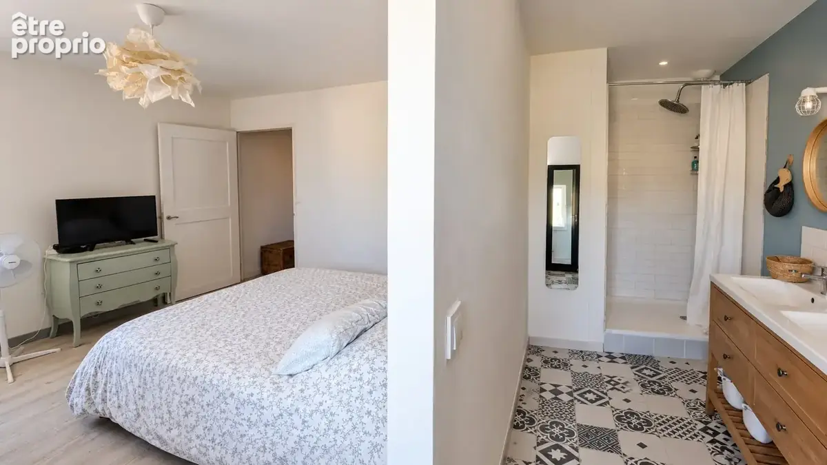 LAURIS : Maison de village T5 de 118 m2 avec cour intérieure - photo 5