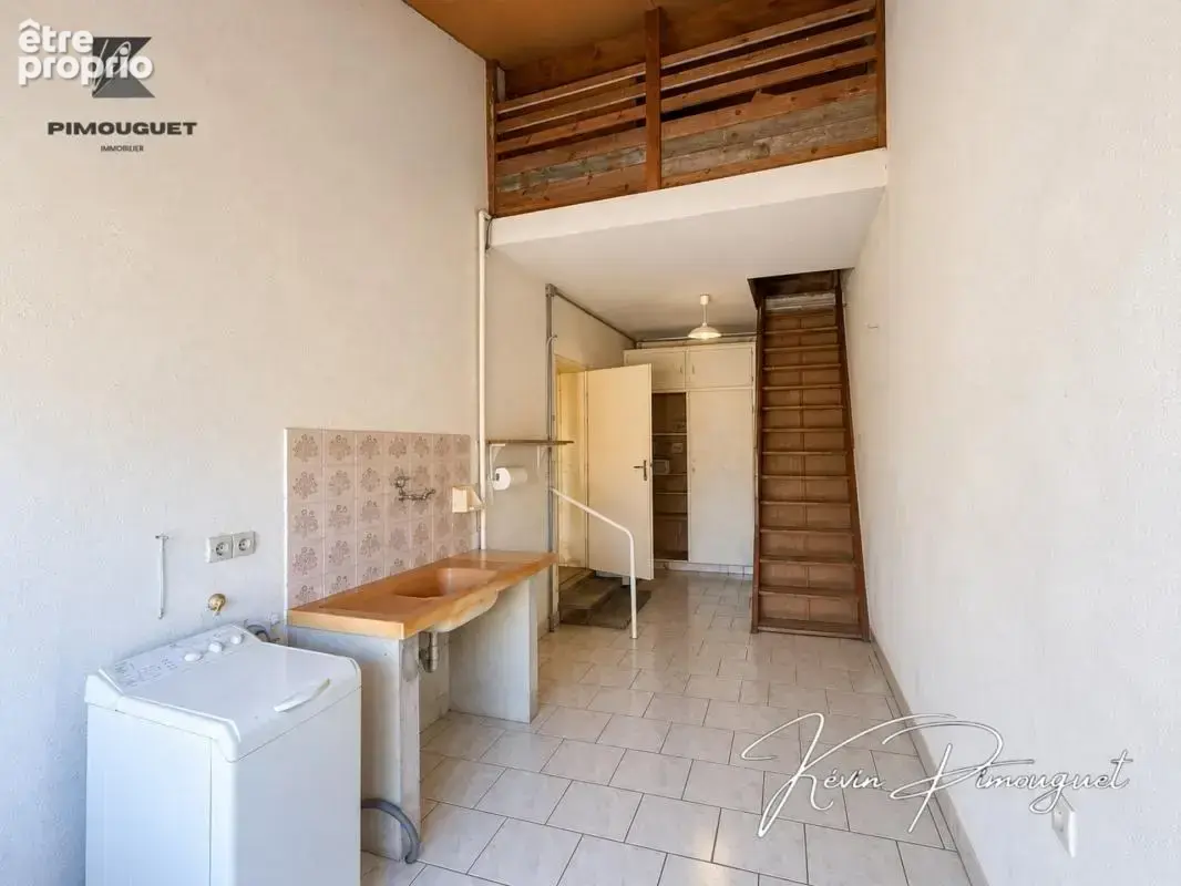 Maison de campagne à rénover avec dépendances — Saint-Seurin-de-Prats - photo 6