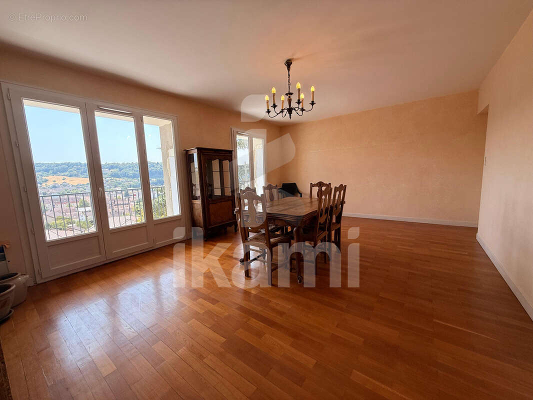 Appartement Soleil et Vue, 3 pièces, 81m2 avec grand balcon et cave - photo 2