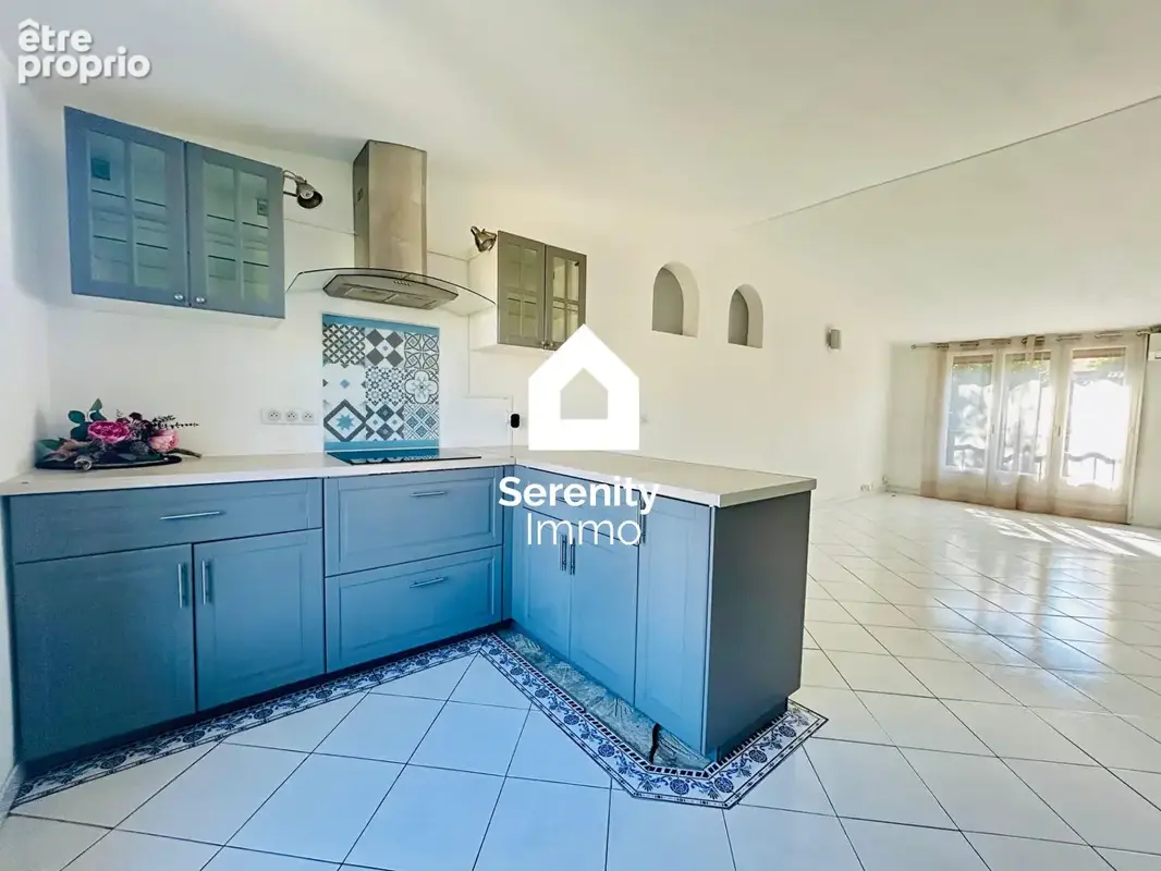 Maison 90m² de type 3 avec dépendance et jardin privatif - photo 3