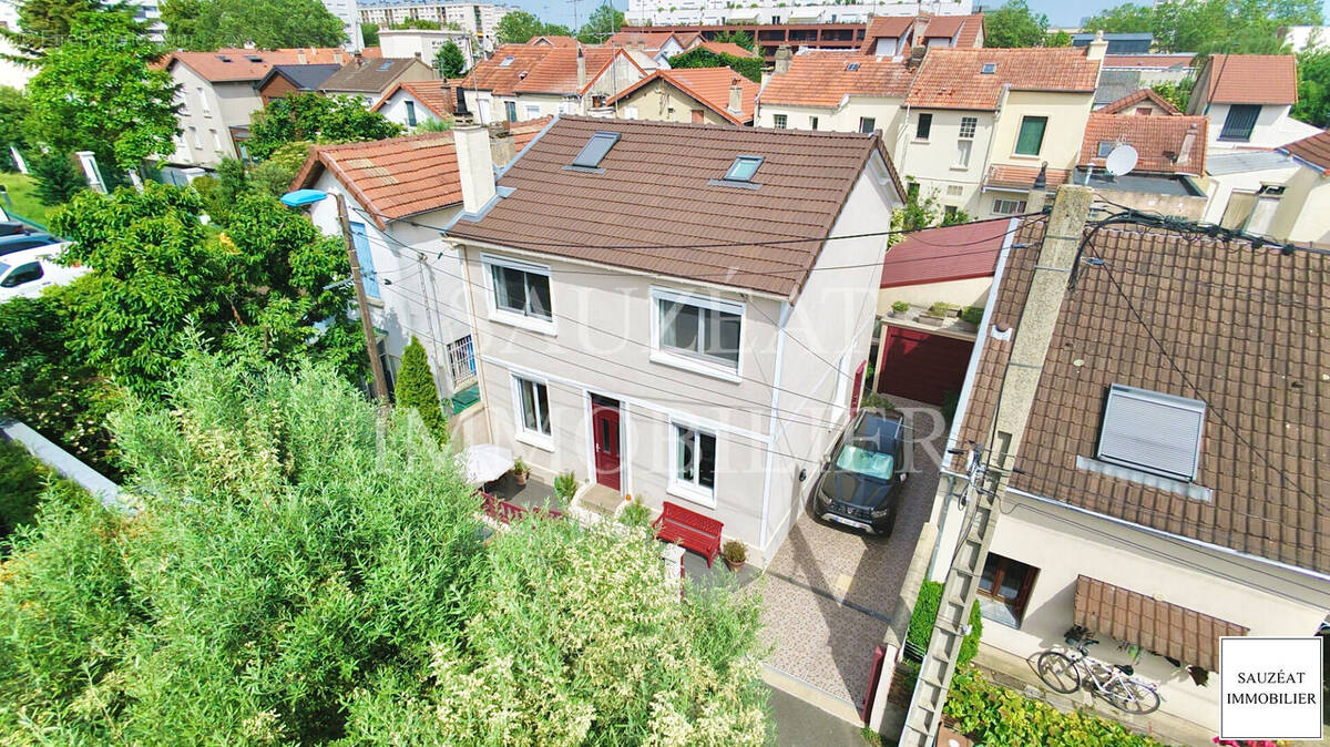 Maison à BAGNEUX