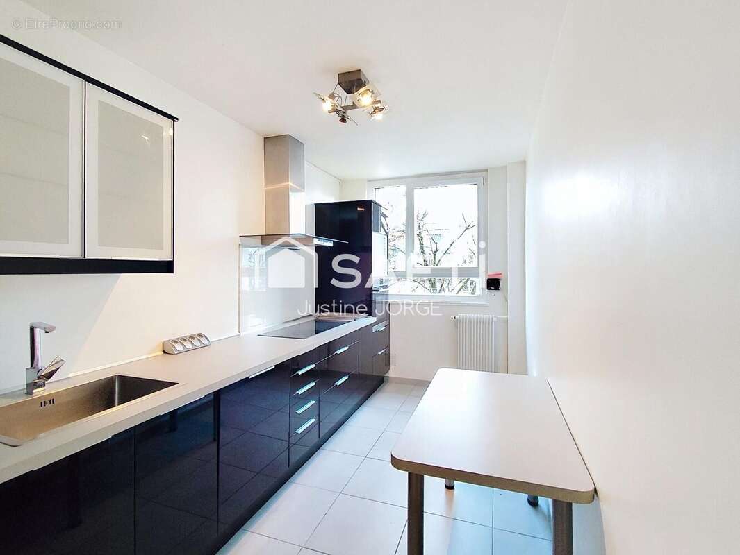 Photo 3 - Appartement à RIS-ORANGIS